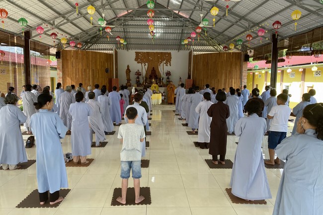 Khóa tu một ngày chùa Suối Pháp