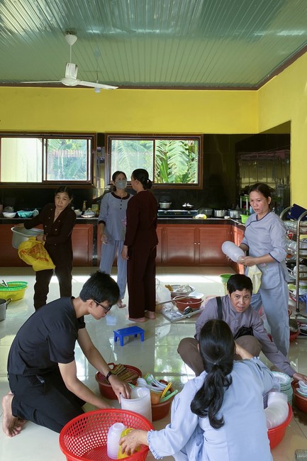 Khóa tu một ngày chùa Suối Pháp