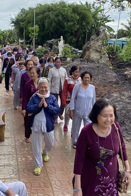 Khóa tu một ngày chùa Suối Pháp