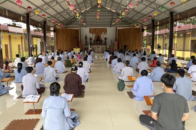 Khóa tu một ngày chùa Suối Pháp