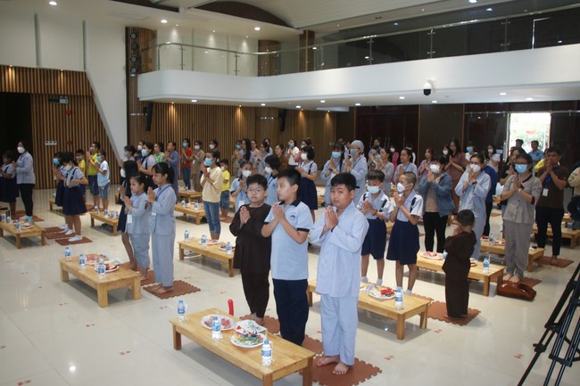 Lễ tổng kết chương trình chép kinh “Suối Nguồn An Lạc”