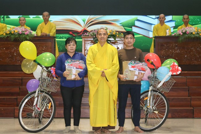 Lễ tổng kết chương trình chép kinh “Suối Nguồn An Lạc”