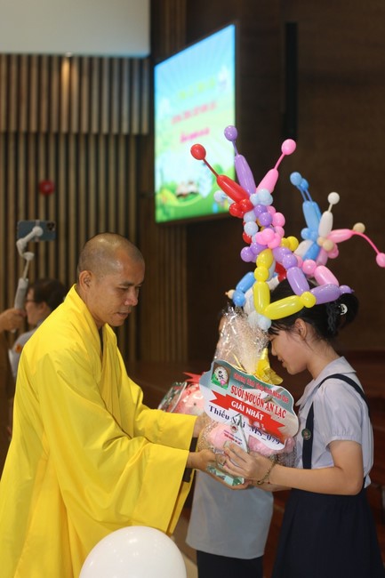 Lễ tổng kết chương trình chép kinh “Suối Nguồn An Lạc”