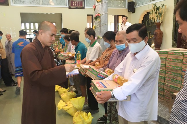 Charity trip in Can Tho