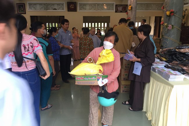 Charity trip in Can Tho