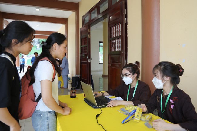 Entering the summer retreat 2022 at Co Am Pagoda