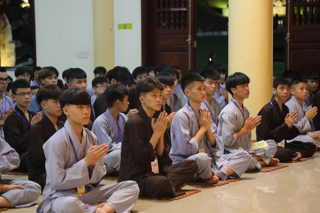 Entering the summer retreat 2022 at Co Am Pagoda