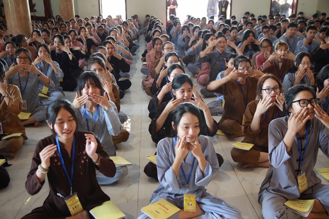 Entering the summer retreat 2022 at Co Am Pagoda