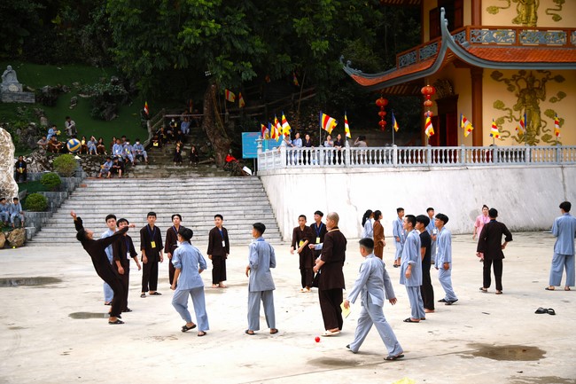 Entering the summer retreat 2022 at Co Am Pagoda