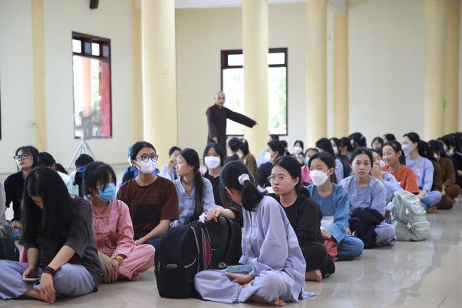 Entering the summer retreat 2022 at Co Am Pagoda