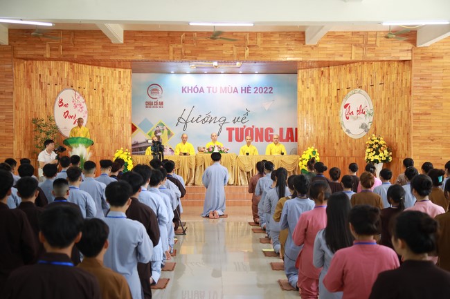 Opening summer retreat 2022 at Co Am Pagoda