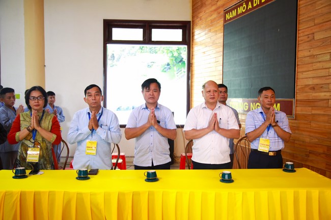 Opening summer retreat 2022 at Co Am Pagoda