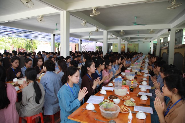 Opening summer retreat 2022 at Co Am Pagoda