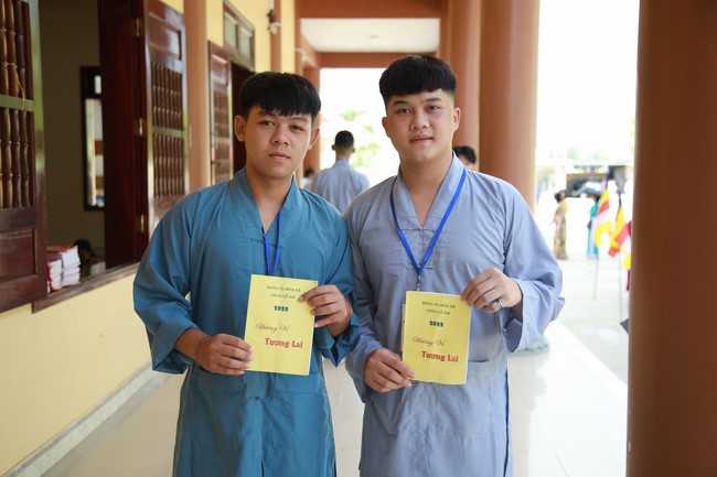 Opening summer retreat 2022 at Co Am Pagoda