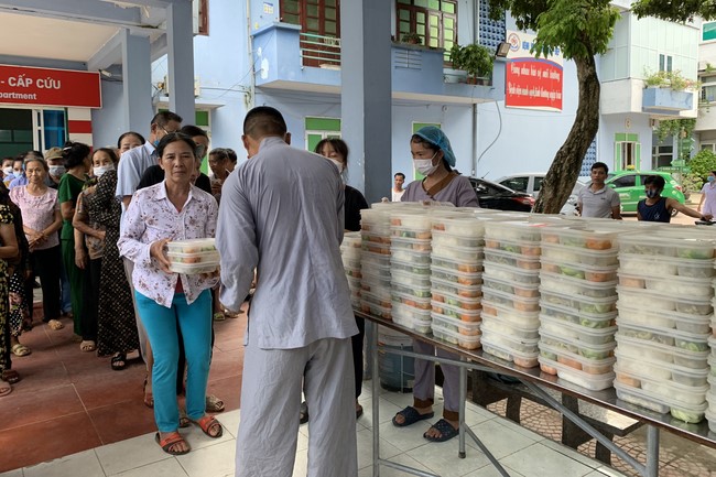 Chùa Đống Cao: Thiện nguyện yêu thương