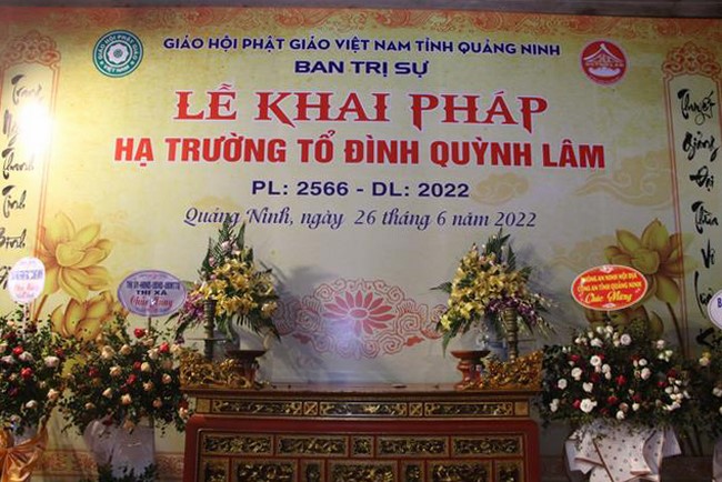 Tieu Dao Pagoda offering to Rain-Retreat schools in Quang Ninh
