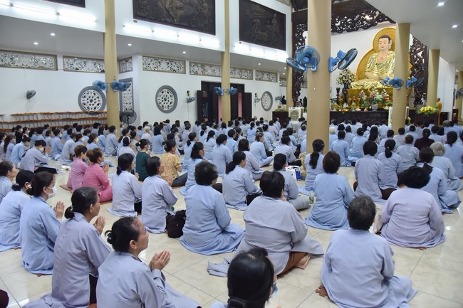 Prostrating five hundred names Bodhisattva Avalokitesvara