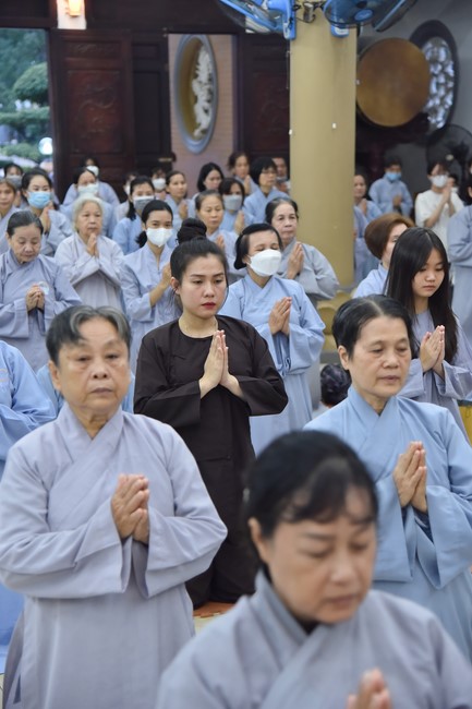 Prostrating five hundred names Bodhisattva Avalokitesvara