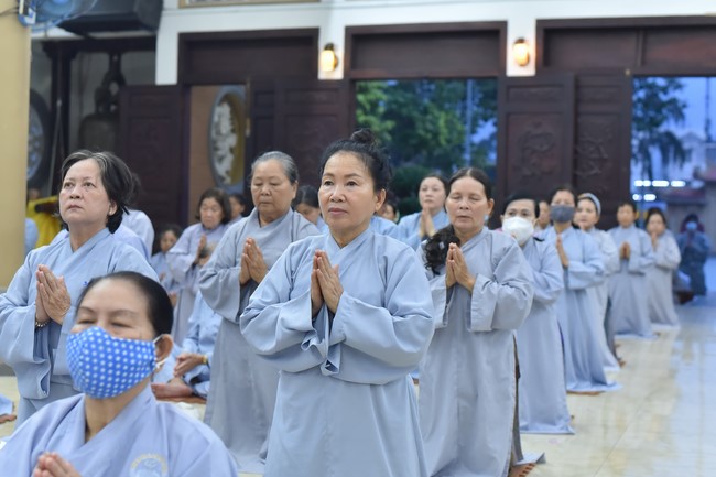 Prostrating five hundred names Bodhisattva Avalokitesvara