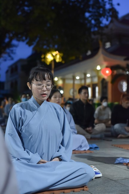 Prostrating five hundred names Bodhisattva Avalokitesvara