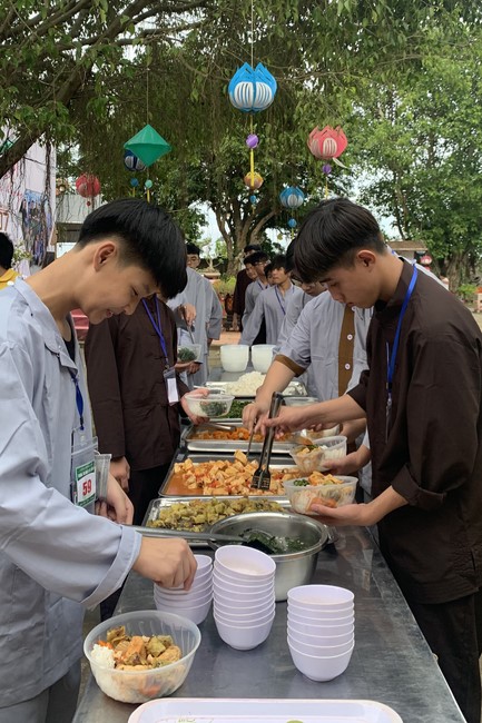 Entering the 2022 Summer Retreat at Dong Cao Pagoda in Thanh Hoa