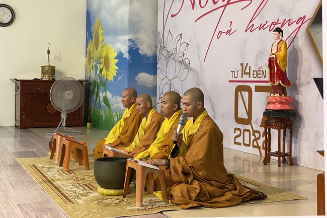 Entering the 2022 Summer Retreat at Dong Cao Pagoda in Thanh Hoa