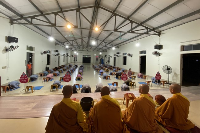 Entering the 2022 Summer Retreat at Dong Cao Pagoda in Thanh Hoa