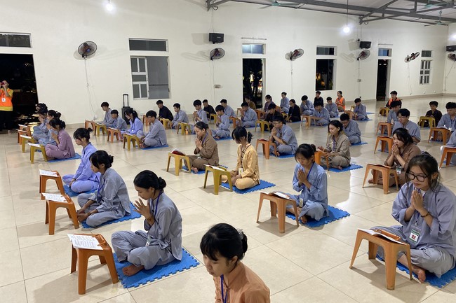 Entering the 2022 Summer Retreat at Dong Cao Pagoda in Thanh Hoa