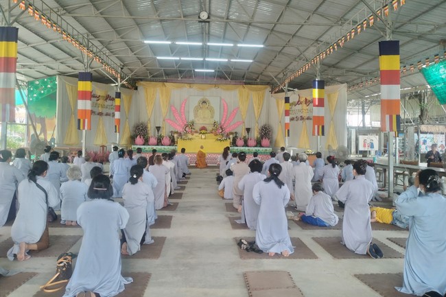 One day Retreat of Cambodia Hoang Phap Pagoda