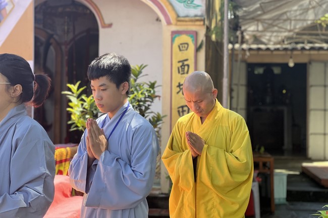 The 2nd day of Summer Retreat 2022 at Dong Cao Pagoda