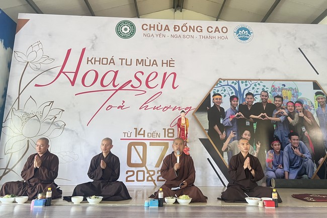 The 2nd day of Summer Retreat 2022 at Dong Cao Pagoda