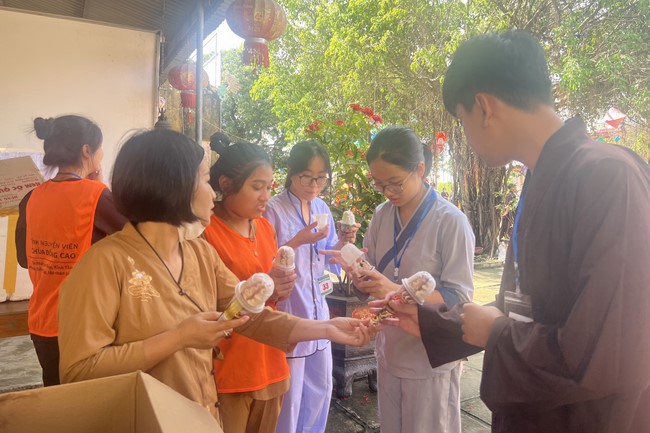 The 2nd day of Summer Retreat 2022 at Dong Cao Pagoda