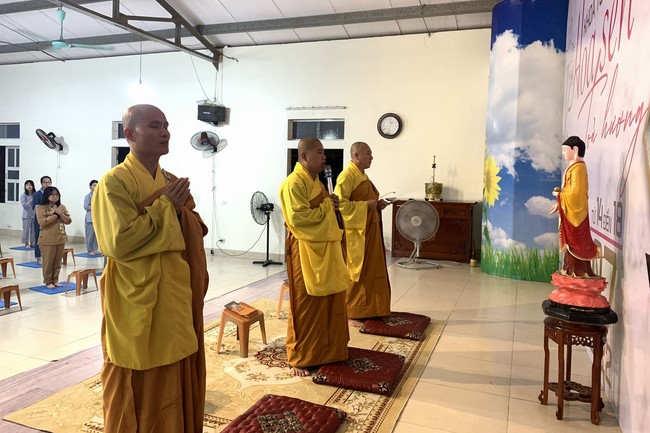 The 2nd day of Summer Retreat 2022 at Dong Cao Pagoda