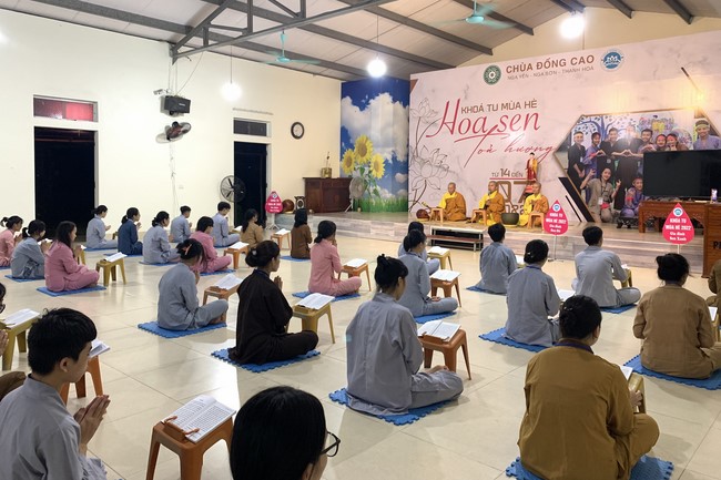 The 2nd day of Summer Retreat 2022 at Dong Cao Pagoda