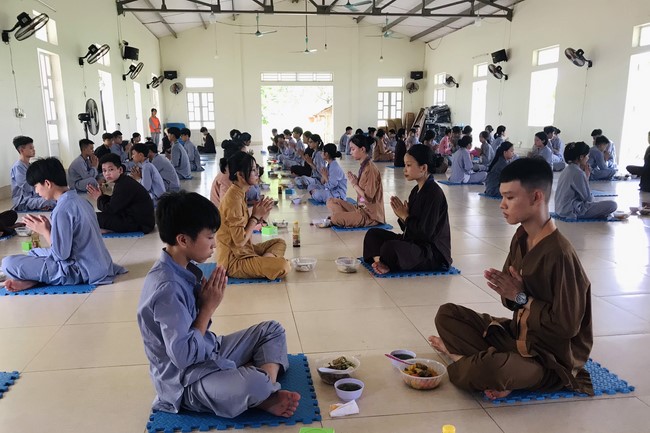 The 5th day of Summer Retreat 2022 at Dong Cao Pagoda