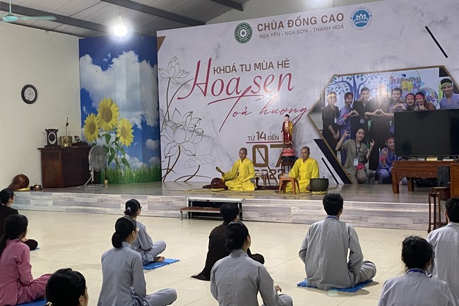 The 5th day of Summer Retreat 2022 at Dong Cao Pagoda