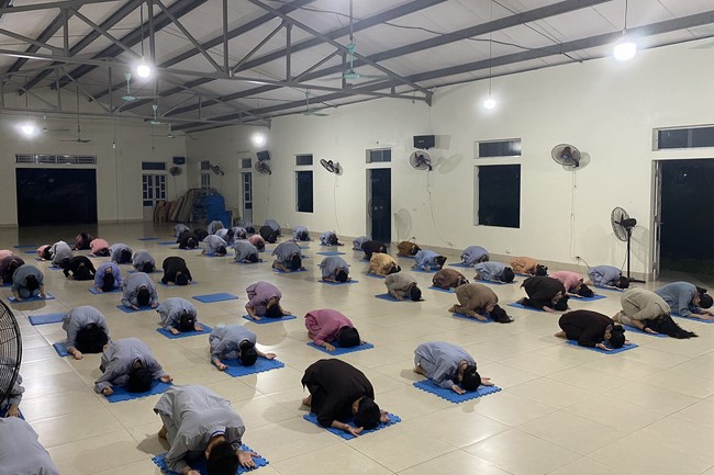 The 5th day of Summer Retreat 2022 at Dong Cao Pagoda