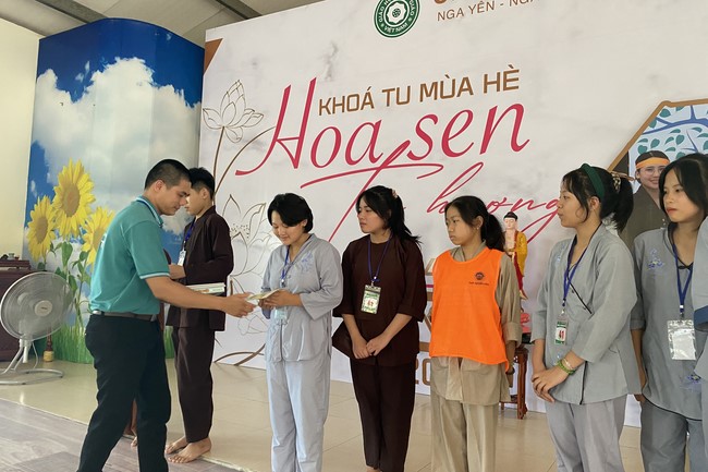 The 5th day of Summer Retreat 2022 at Dong Cao Pagoda