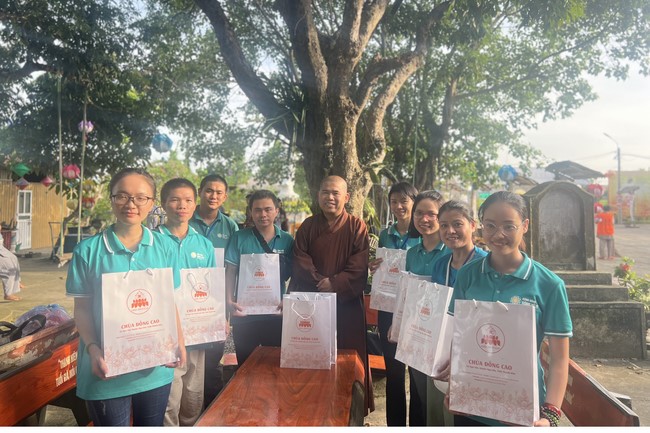 The 5th day of Summer Retreat 2022 at Dong Cao Pagoda