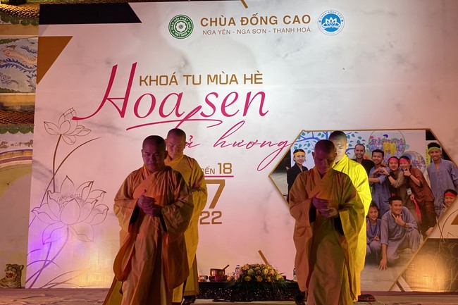 The 5th day of Summer Retreat 2022 at Dong Cao Pagoda