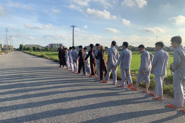 The 4th day of Summer Retreat 2022 at Dong Cao Pagoda