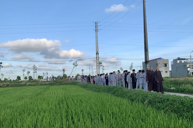 The 4th day of Summer Retreat 2022 at Dong Cao Pagoda