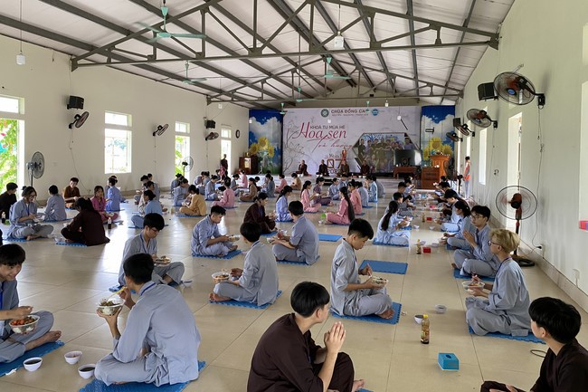 The 4th day of Summer Retreat 2022 at Dong Cao Pagoda