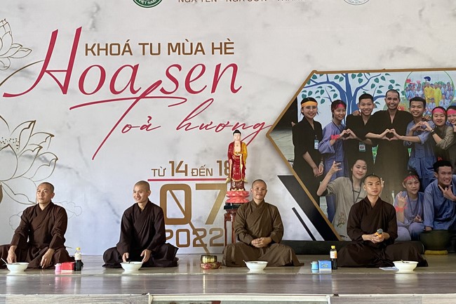 The 4th day of Summer Retreat 2022 at Dong Cao Pagoda