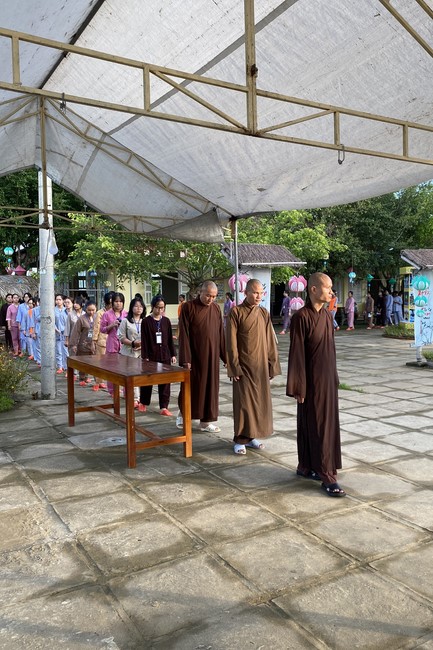 The 4th day of Summer Retreat 2022 at Dong Cao Pagoda