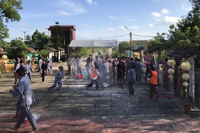 The 4th day of Summer Retreat 2022 at Dong Cao Pagoda