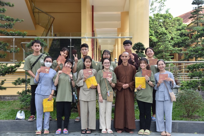 The 2nd Three-Jewel Refuge Ceremony in 2022