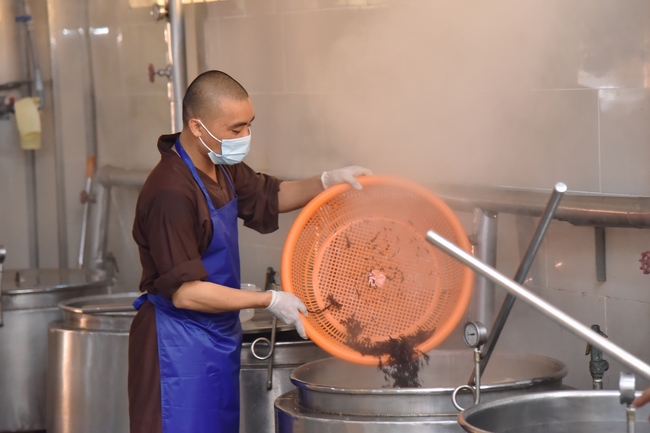 The 2nd Three-Jewel Refuge Ceremony in 2022