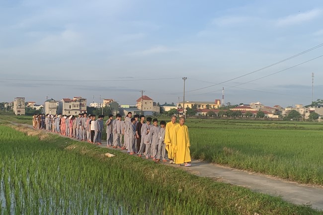 Last day of Summer Retreat 2022 at Dong Cao Pagoda