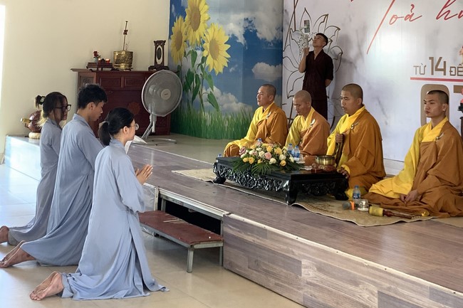 Last day of Summer Retreat 2022 at Dong Cao Pagoda